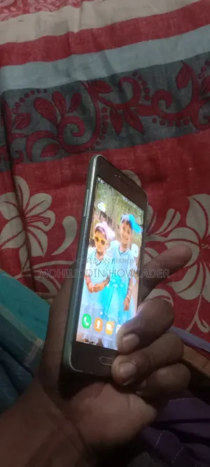 Samsung Galaxy Grand Prime 8 GB Gold