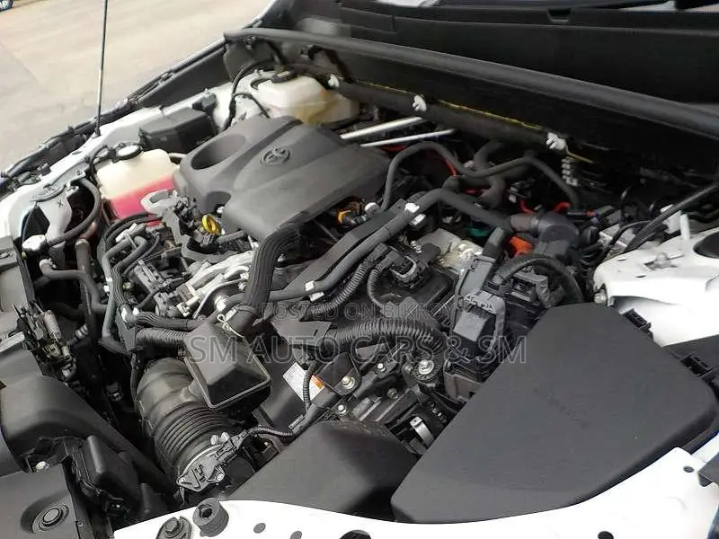 Toyota Harrier 2.5 Hybrid 2021 Pearl