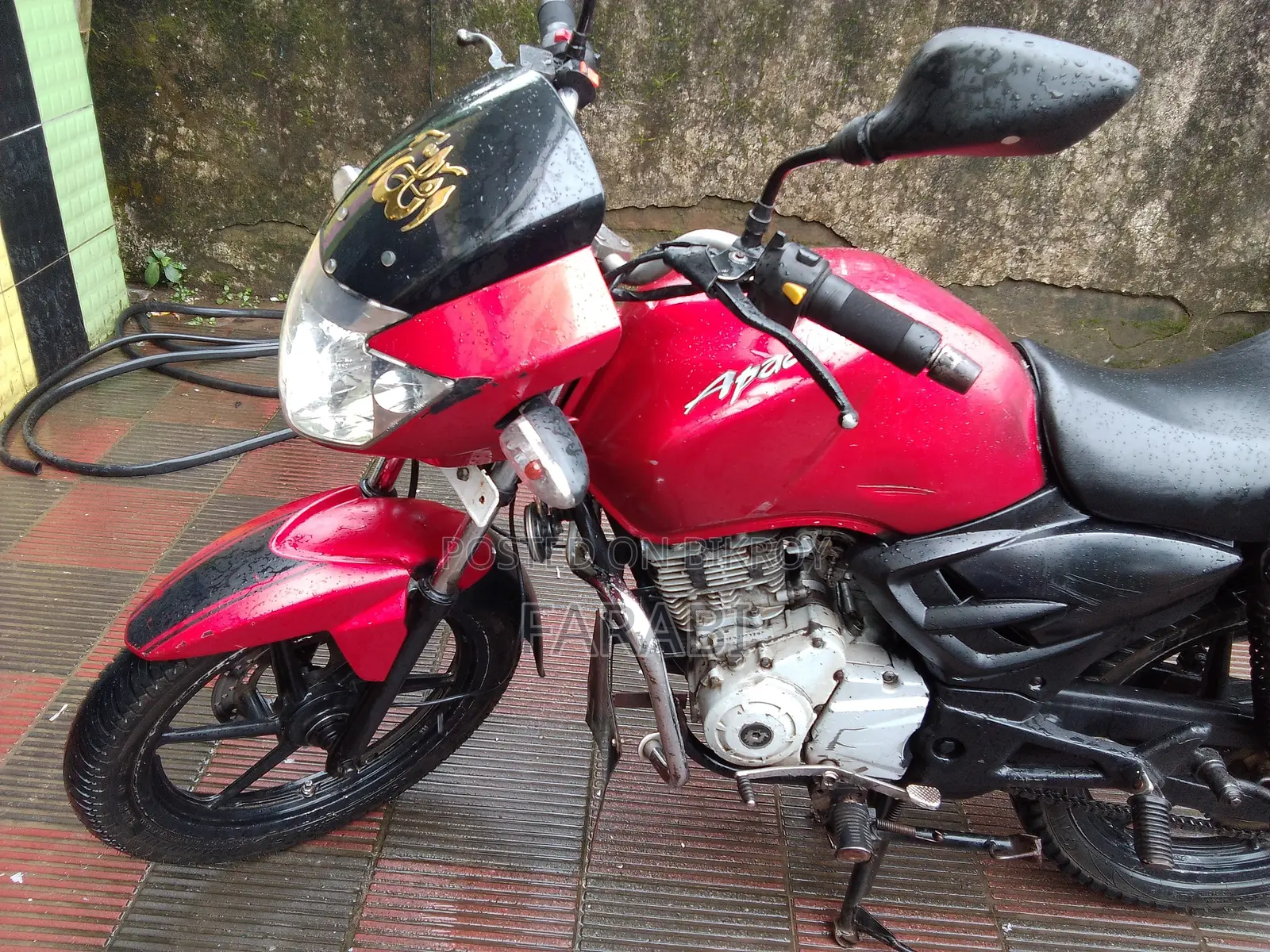 টিভিএস অ্যাপাচি আরটিআর ১৬০ ২ভি ২০০৯ লাল