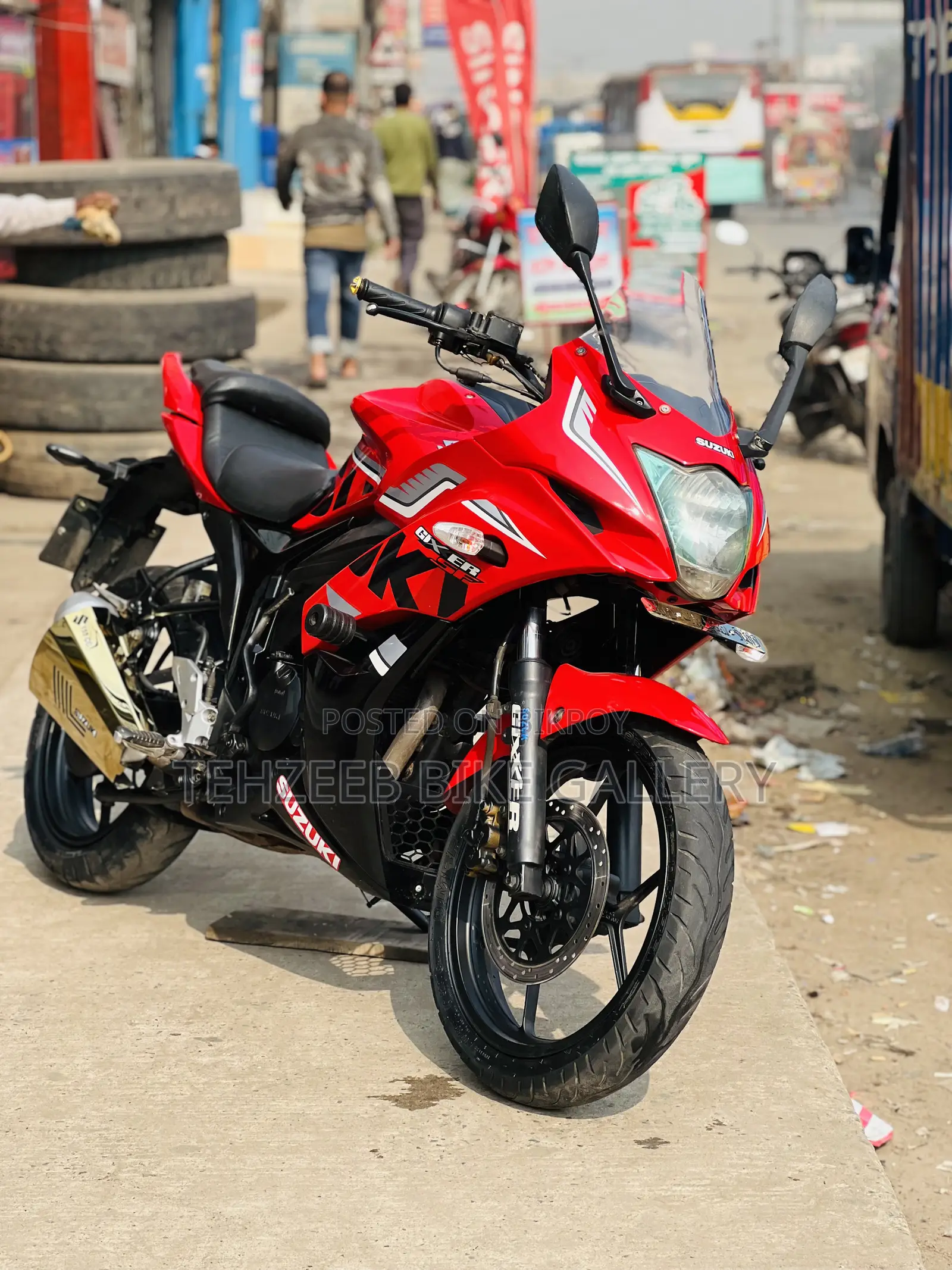 সুজুকি জিক্সার এসএফ ২০১৮ রেড