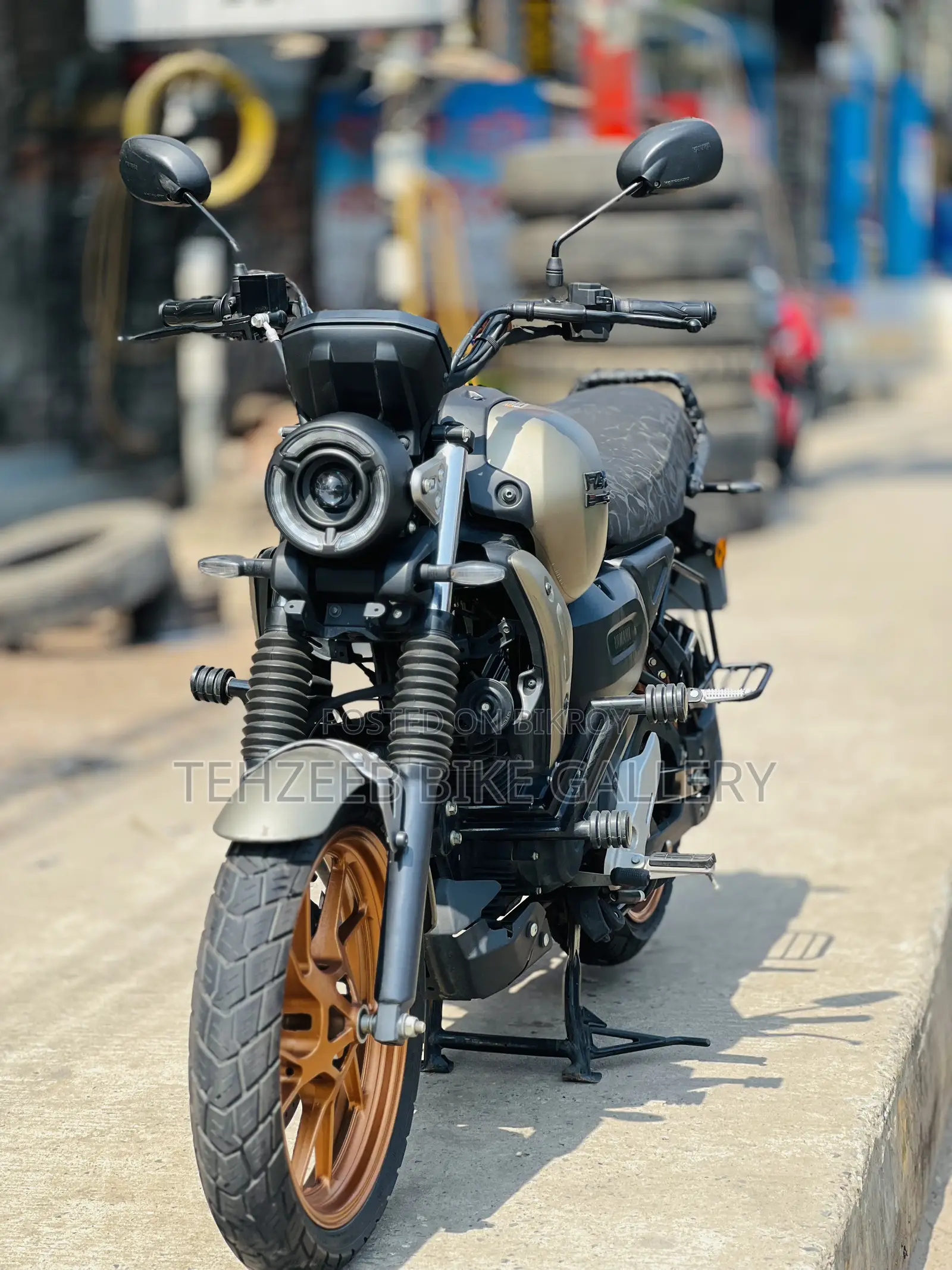 Yamaha 2025 Beige