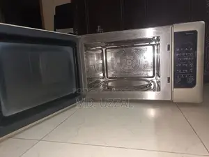Whirlpool Microwave Oven