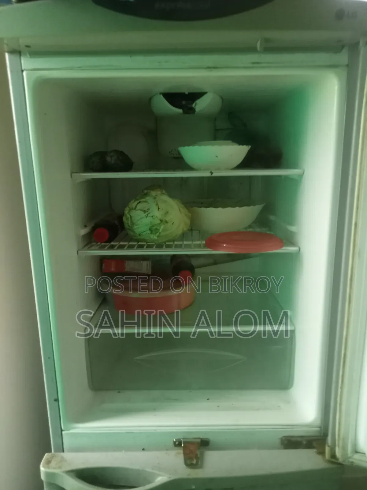 একটি ফ্রিজ বিক্রয় করা হবে এলজি