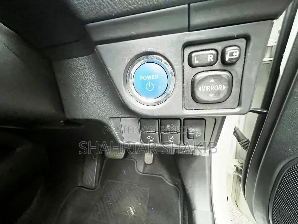 Toyota Axio 2021 White