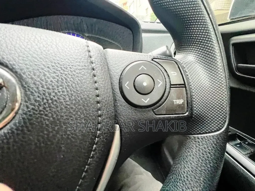 Toyota Axio 2021 White