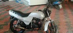 এলএমএল ফ্রিডম প্রিমা ১২৫ ২০১৭ সিলভার