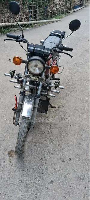 Yamaha 1997 Red