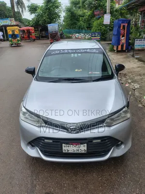 টয়োটা এক্সিও ২০১৫ সিলভার