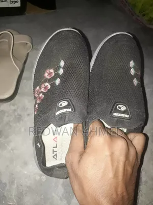Sandal Show