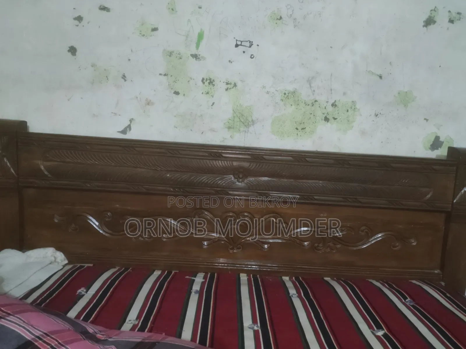 কাঠের খাট