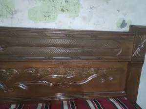 কাঠের খাট
