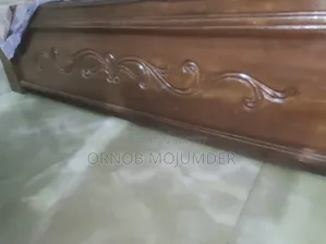 কাঠের খাট