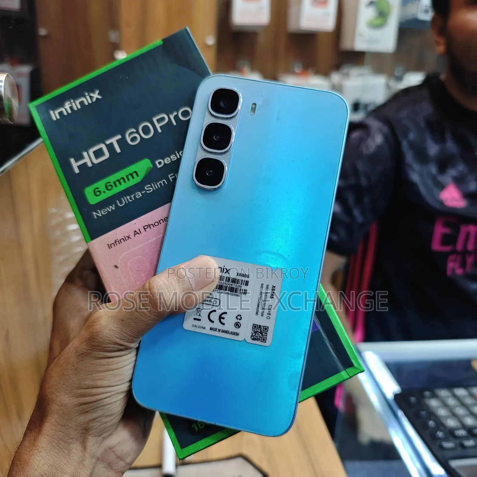 Infinix 128 GB Blue