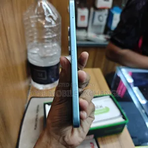 Infinix 128 GB Blue