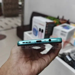 মটোরোলা ১২৮ জিবি