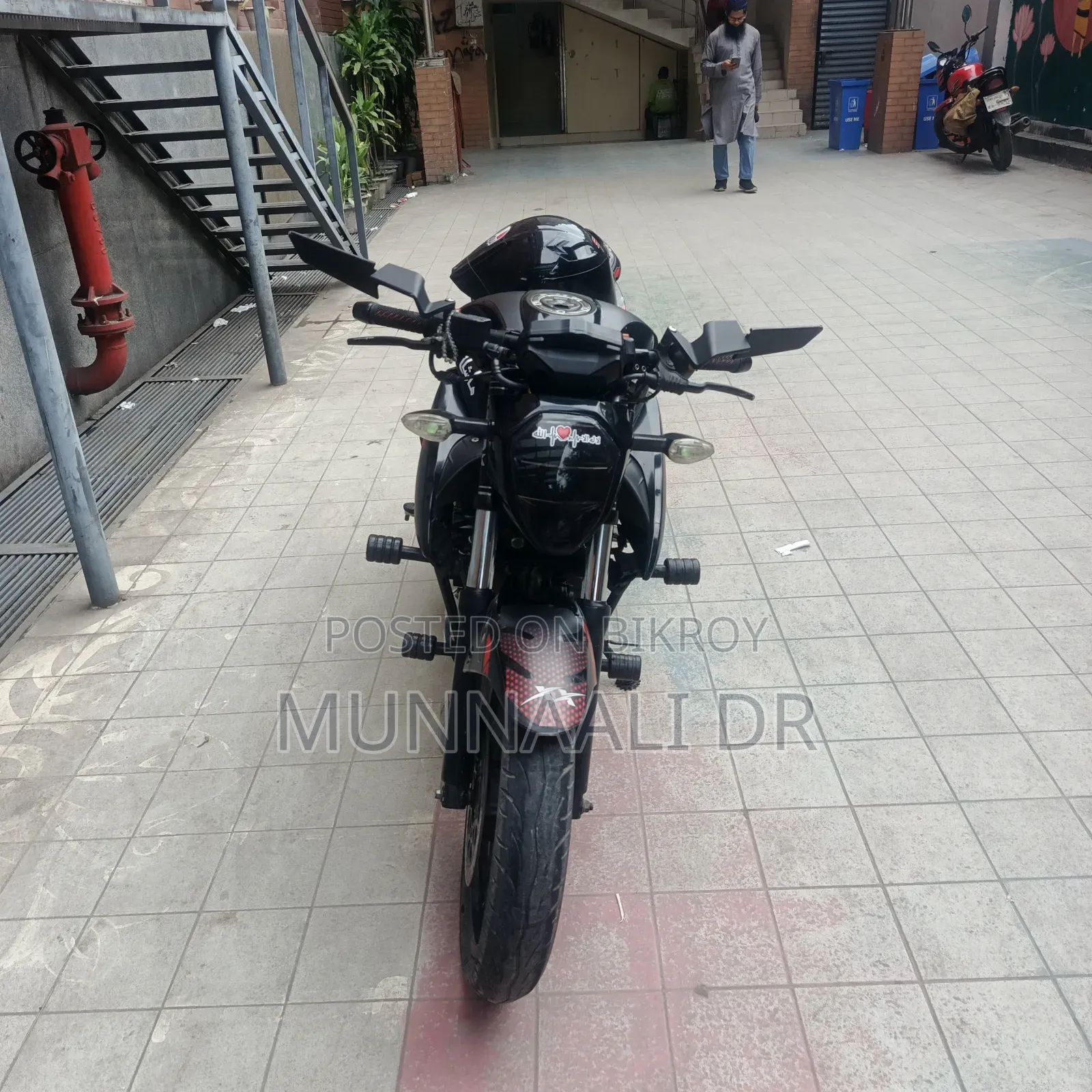 Suzuki 2025 Black