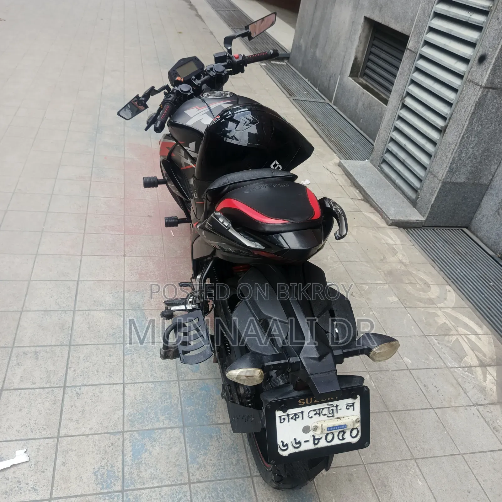 Suzuki 2025 Black