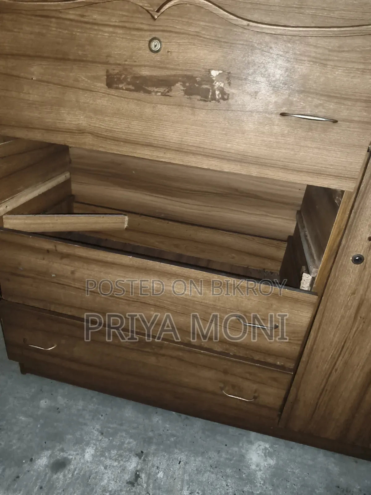 Urgent Partex Wardrobe Sell