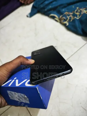 Vivo Y73 64 GB Black