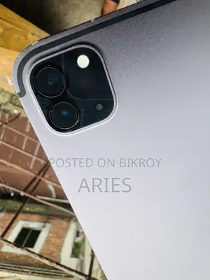 Apple 128 GB Gray