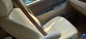 Toyota Noah 2010 Pearl