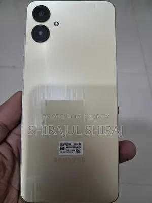 Samsung Galaxy A06 128 GB Gold