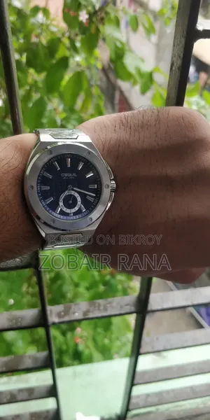 কার্ডিয়াল সৌদি আরবের ব্র্যান্ডের ঘড়ি