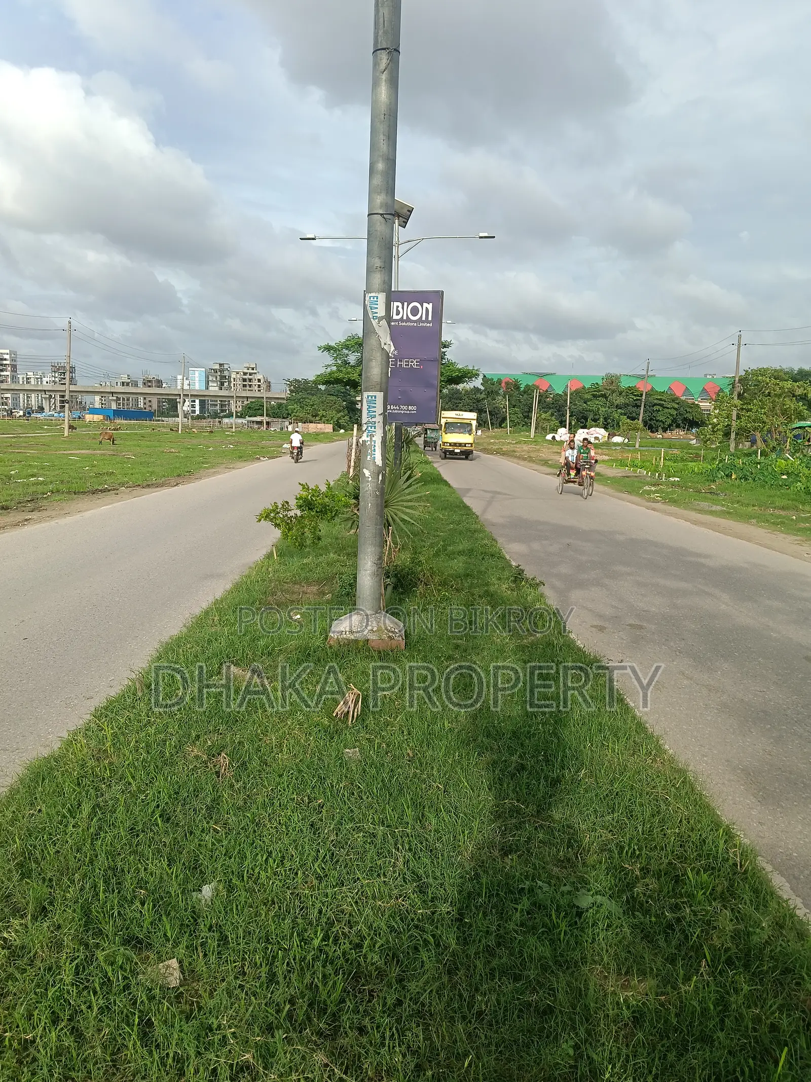 110ft Road 6 Katha Commercial South at Sector-17/H1