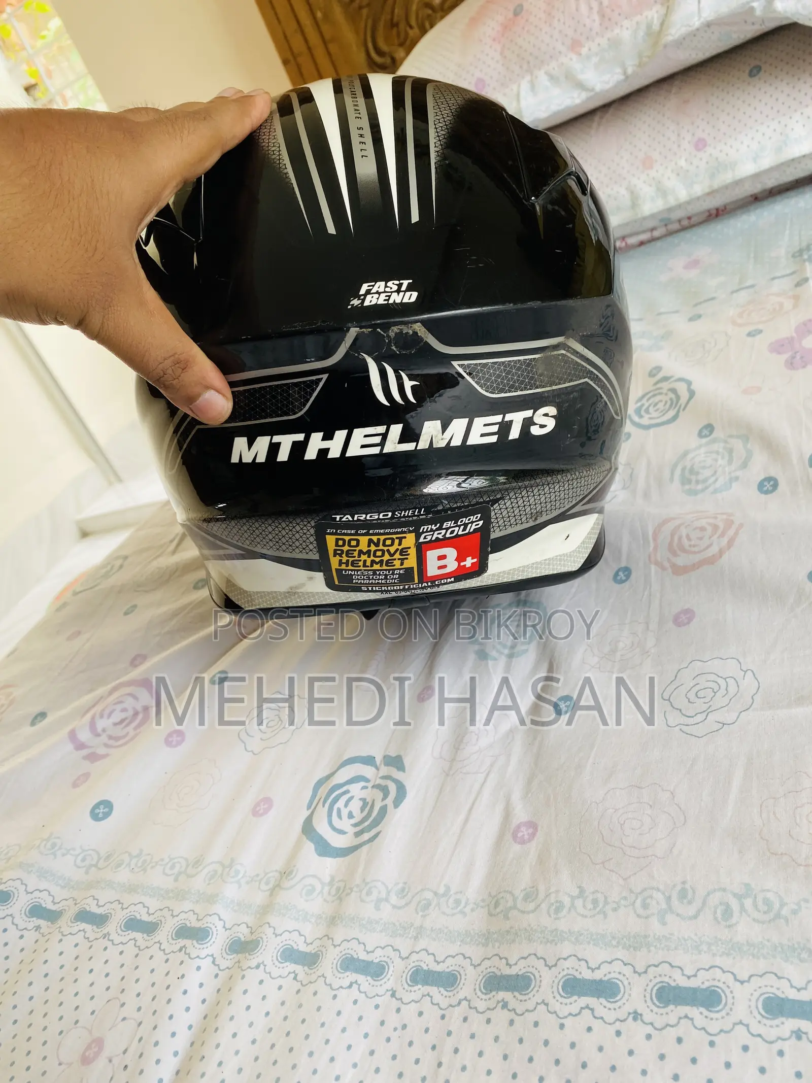MT Targo Helmet
