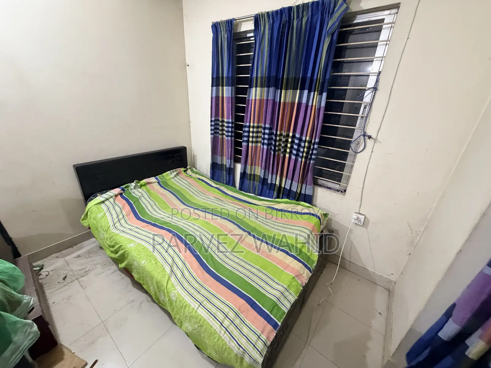Queen Size Semi Double Bed for Sell