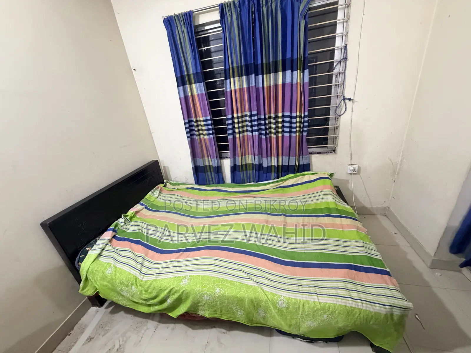 Queen Size Semi Double Bed for Sell