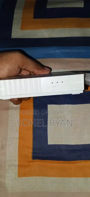 TP-Link TL-WR820N Router