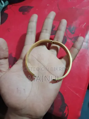 Brand Badge Light Gucci