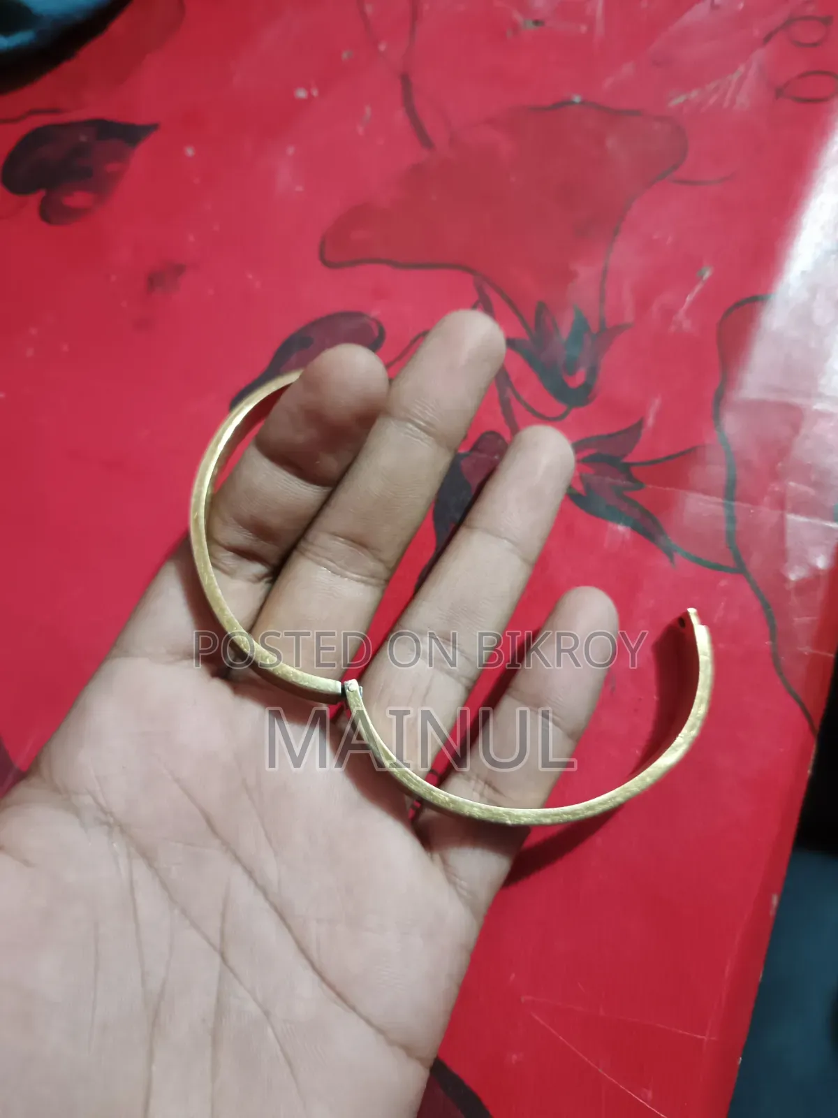 Brand Badge Light Gucci