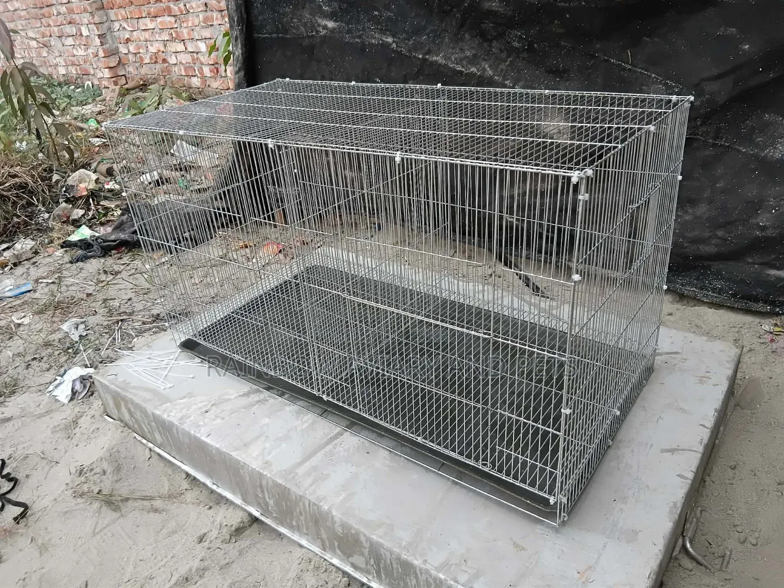Bird cages are made to order