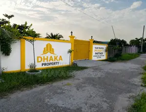 100ft Road 7.5 Katha Commercial at Sector-9