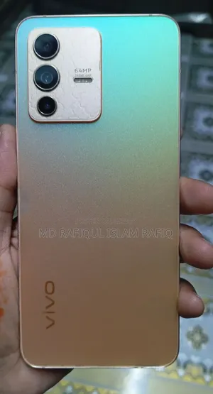 Vivo V23 5G 128 GB Gold