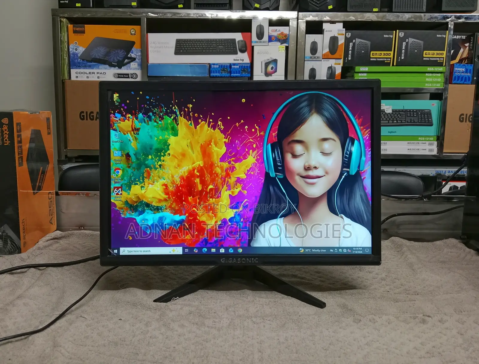 Gigasonic 19-inch HD Wide Screen LED Monitor | Full Fresh