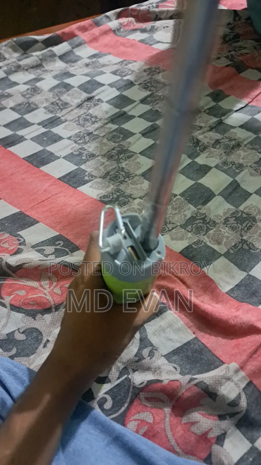 জরুরি ভিত্তিতে ৪ ইন ১ গ্যাজেট বিক্রয়