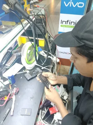 Any broken mobile phone bought for cash