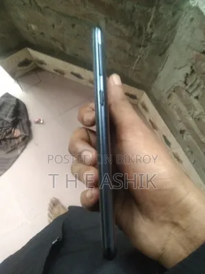 Samsung Galaxy M20 32 GB Black