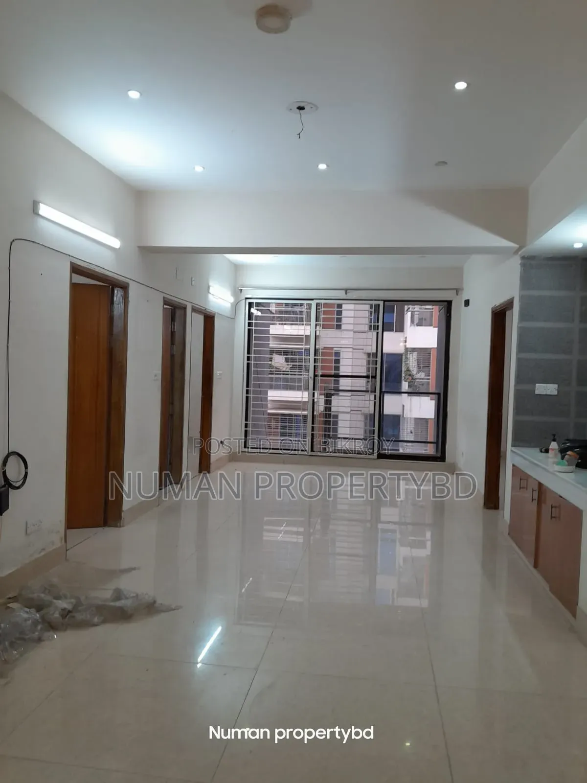 4bdrm Apartment in Numan Property Bd, Basundhara for Rent