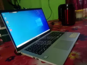 Laptop ASUS X540LA 4GB Intel Core I3 HDD+SSD 256GB