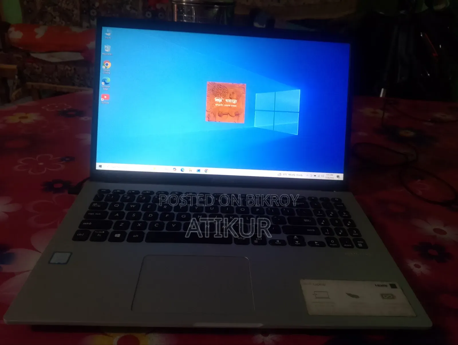 Laptop ASUS X540LA 4GB Intel Core I3 HDD+SSD 256GB