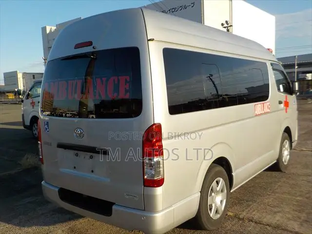 Toyota HiAce 2020 Silver