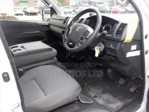 Toyota HiAce 2020 White