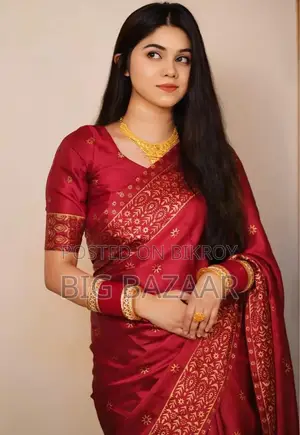 জাপানি সিল্ক স্কিন প্রিন্ট শাড়ি উইথ ব্লাউজ পিস