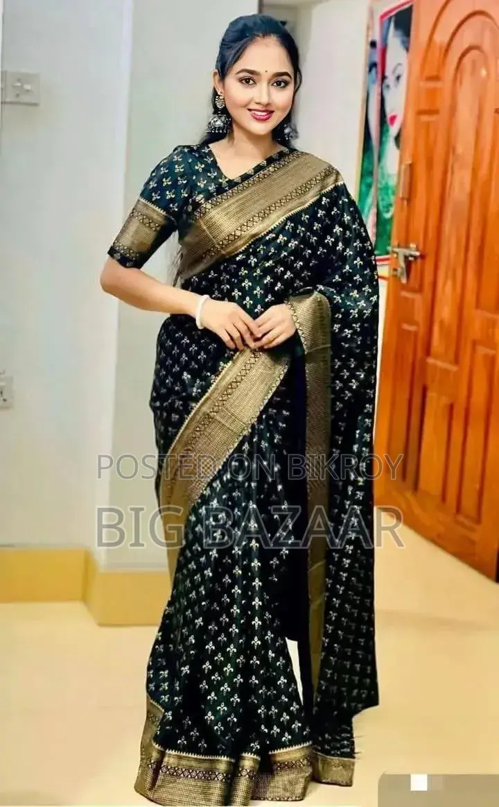 জাপানি সিল্ক স্কিন প্রিন্ট শাড়ি উইথ ব্লাউজ পিস