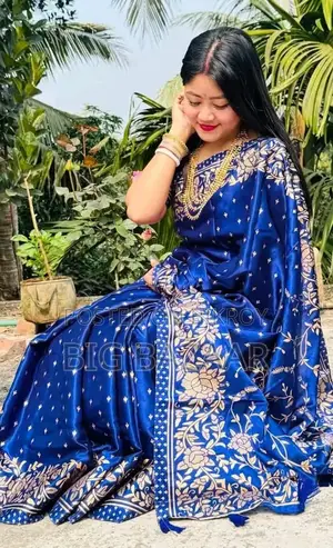 জাপানি সিল্ক স্কিন প্রিন্ট শাড়ি উইথ ব্লাউজ পিস