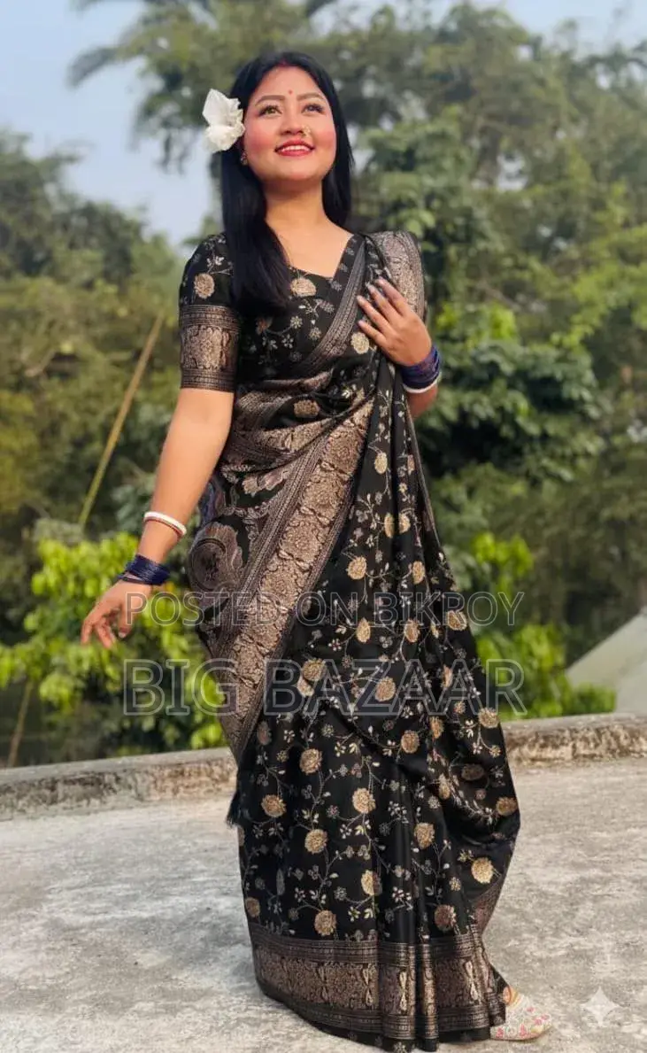 জাপানি সিল্ক স্কিন প্রিন্ট শাড়ি উইথ ব্লাউজ পিস